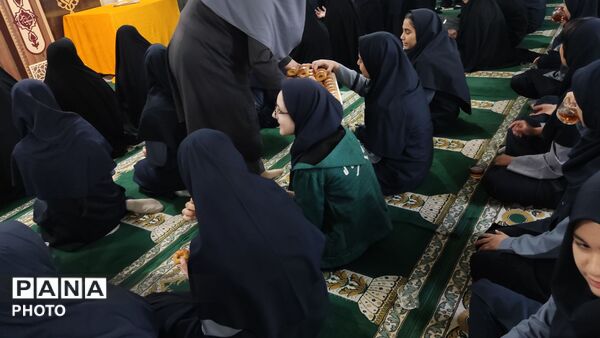 مراسم سه شنبه های مهدوی در دبیرستان متوسطه اول امام حسین علیه السلام 