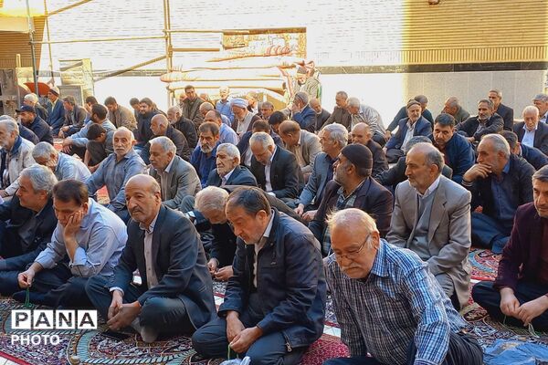 اقامه نماز جمعه ورامین در مسجد صاحب‌الزمان(عج)