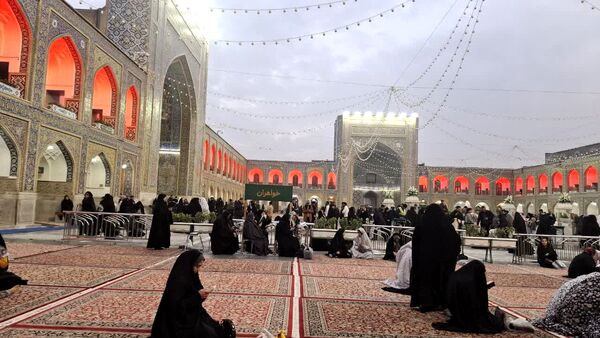 حرم سلطان طوس سیاه‌پوش شد