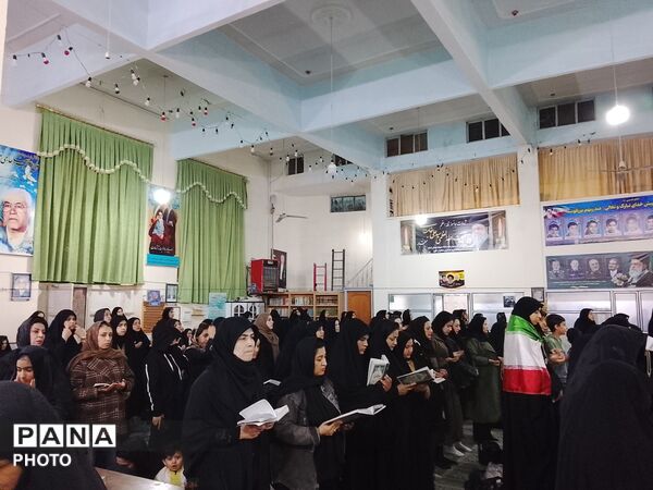  مراسم شب قدر در مسجد شهدای گمنام 