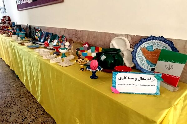 برگزاری جشنواره ماها در مدرسه کوثر فاروج