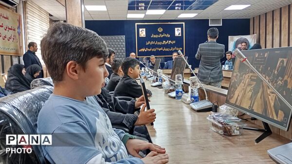مراسم تجلیل از فرزندان دانش آموزان شهدای جنگ رمضان