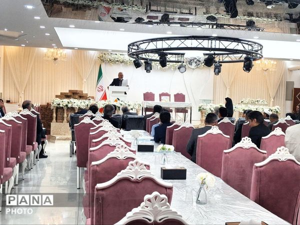 جلسه هماهنگی فرآیند ارزیابی و پایش جامع عملکرد مدارس مقطع متوسطه شهرستان کاشمر 