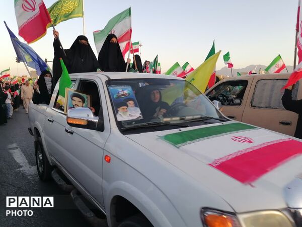 رژه حماسی جان فدایان ایران در یزد