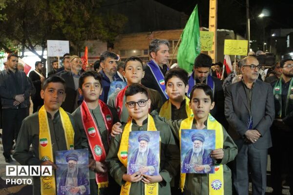 مراسم سازمان دانش‌آموزی فاروج به یاد دانش‌آموزان شهید میناب