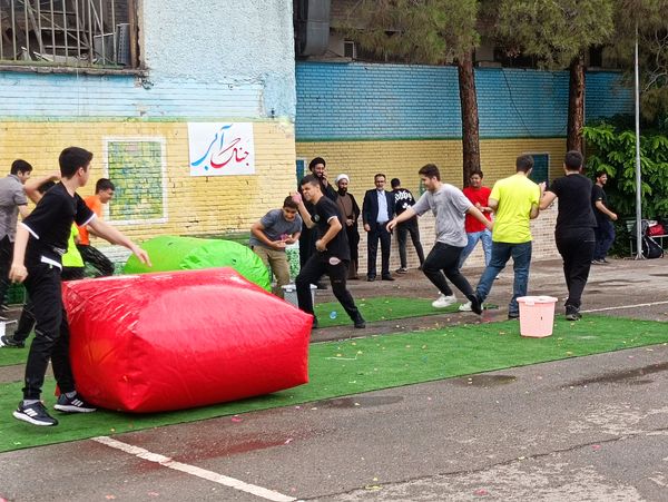 دورهمی آرمانی در  پایگاه‌های تابستانی