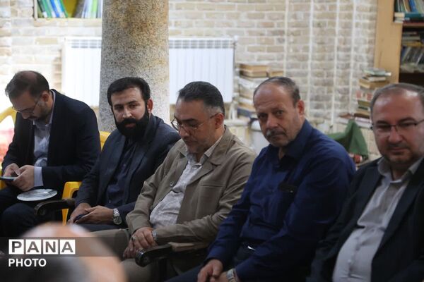 تجلیل از دست‌اندرکاران همایش روز ملی مسجد 
