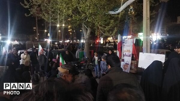 کافه گفتگو در بلوار فضل نیشابور 