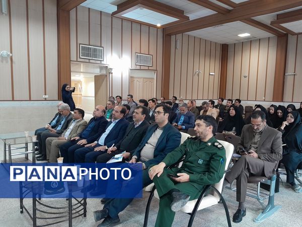 اولین نشست هم‌اندیشی مدیران مدارس مقطع متوسطه اول شهرستان تربت حیدریه 