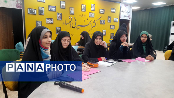 حضور مشاور معاون رئیس جمهور در مرکز «حس خوب» قم