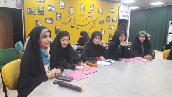 حضور مشاور معاون رئیس جمهور در مرکز «حس خوب» قم