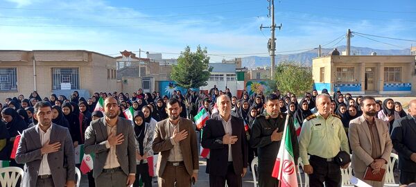 مراسم نکوداشت هفته پدافند غیرعامل در مدارس شهرستان هلیلان