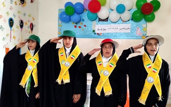 جشنی به‌مناسبت سالروز تاسیس سازمان دانش‌آموزی در لردگان