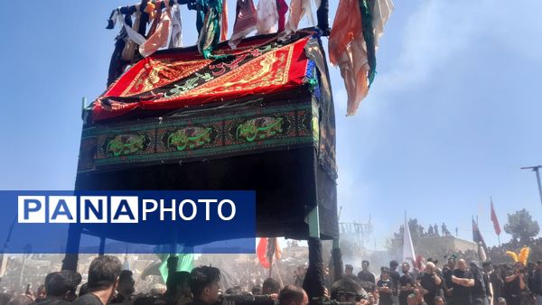 تعزیه خوانی عاشورا در روستای برزنون