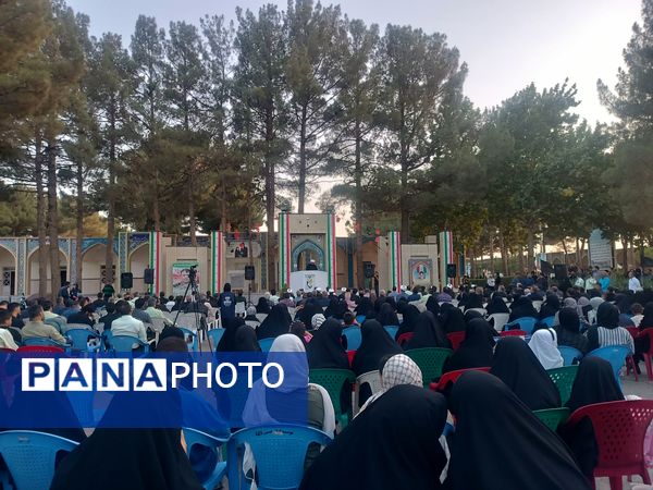 اولین سالگرد شهید محرم هادی میرآبادی بر سر مزارش برگزار شد  