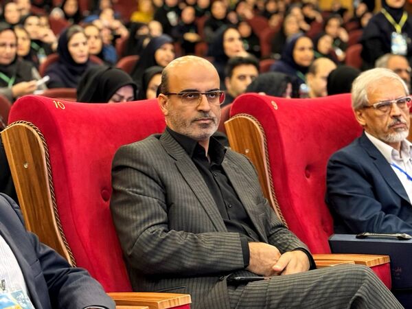 آیین اختتامیه اولین همایش مدار معلمی در آمل