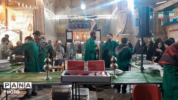  قاب پانا میزبان چایخانه های حسینه امام خمینی (ره)