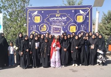 حضور دانش‌آموزان خانمیرزا در مرحله استانی مسابقات قرآن، عترت و نماز 