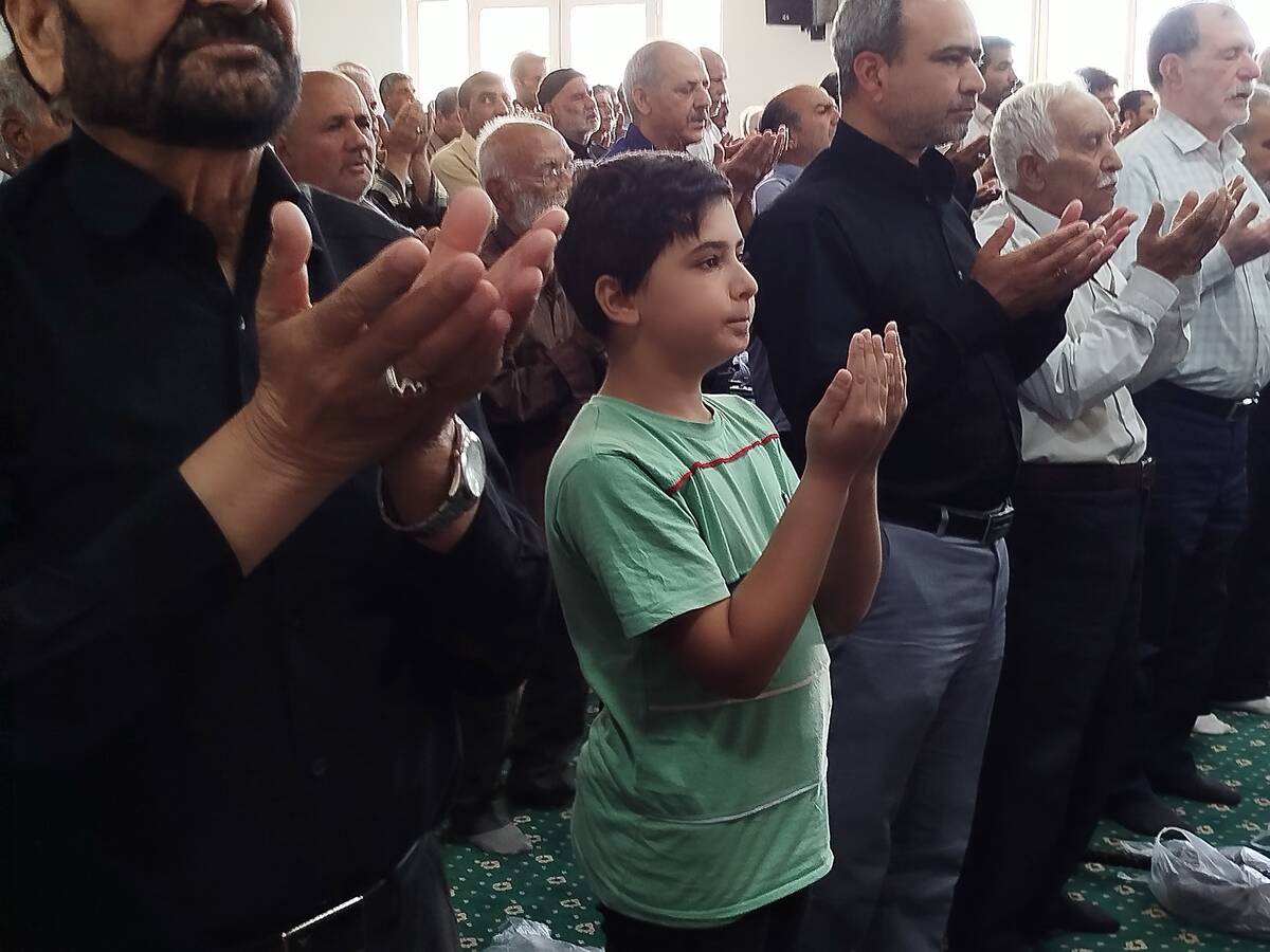 حضور پرشور جوانان و نوجوانان در نماز جمعه کاشمر