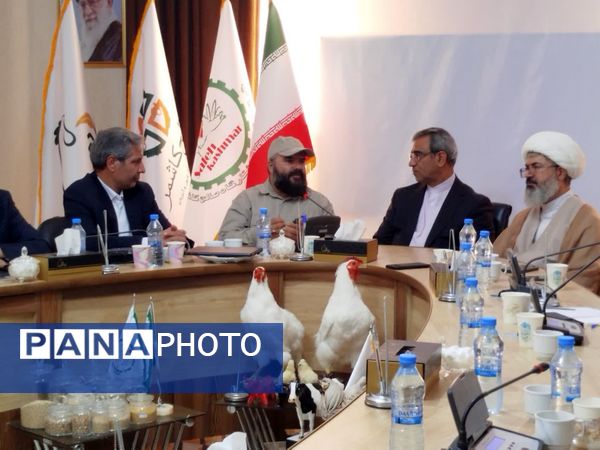 خراسان رضوی میزبان جهش انرژی پاک؛ افتتاح و کلنگ‌زنی پروژه‌های خورشیدی با حضور استاندار