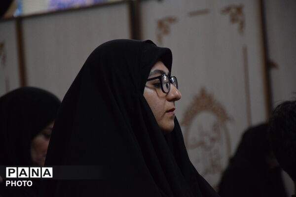 ترویج فرهنگ عاشورایی در آیین «احلی من العسل» زرقان