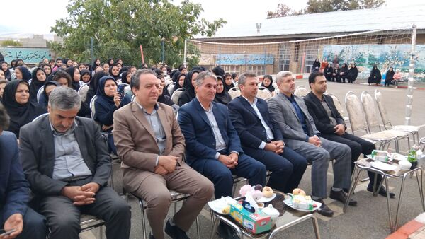 جشن جوانه‌ها در مدرسه دخترانه شهید رجایی اهر