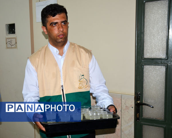 جلسه گزارش‌نویسی سامانه خادمیاری در اصفهان