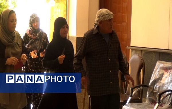 حضور دانش‌آموزان رأی‌اولی شهرستان بدره در چهاردهمین دوره انتخابات ریاست‌جمهوری