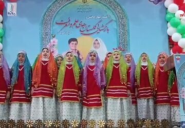نواخته شدن زنگ مهر در مدارس زنجان