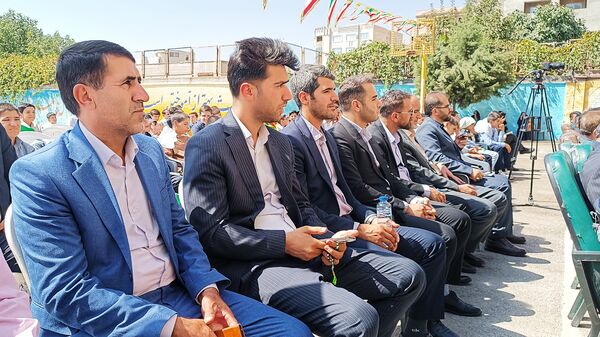 همزمان با سراسر کشور زنگ جوانه‌ها در یاسوج به صدا در آمد