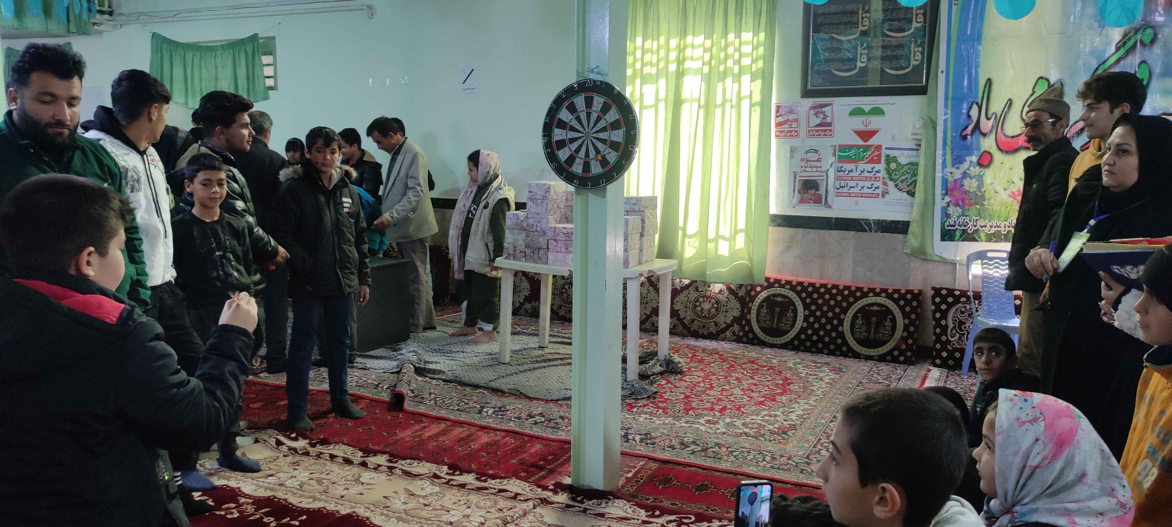 برگزاری مسابقات دارت در جشن بزرگ ۲۲بهمن در روستای اسلام آباد شیروان 