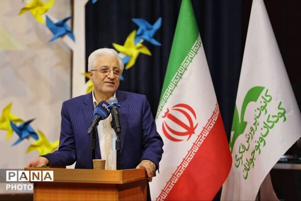 بازدید استاندار خراسان شمالی از کانون پرورش فکری کودکان و نوجوانان
