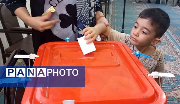 حضور پرشور آملی‌ها پای صندوق‌های رای