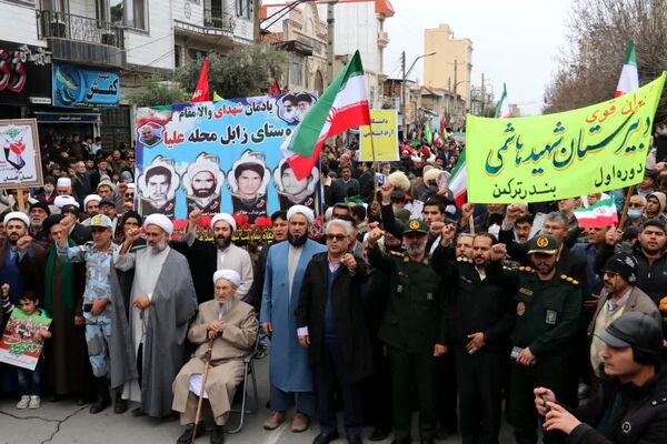 بندر ترکمن یکصدا با انقلاب؛ حماسه حضور در ۲۲ بهمن