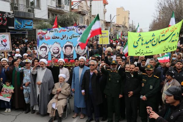 بندر ترکمن یکصدا با انقلاب؛ حماسه حضور در ۲۲ بهمن