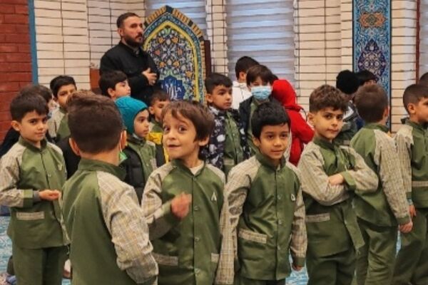 آیین سه‌شنبه‌های مهدوی در مدرسه شهید حسین غفاری