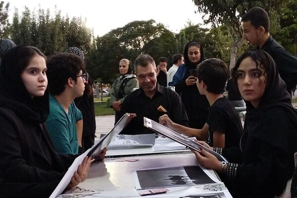 برگزاری نمایشگاه نقاشی در ناحیه دو بهارستان ‌