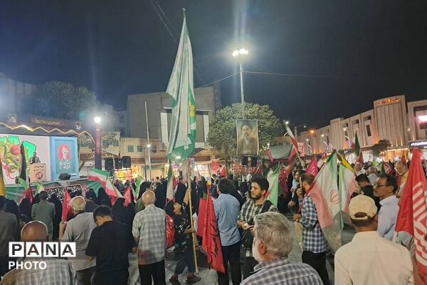 حضور دانش‌آموزان دبیرستان اسلامی تزکیه ناحیه دو شهرری در تجمعات شبانه 
