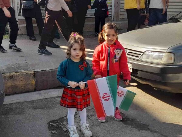 راهپیمایی ۱۳ آبان در منطقه رحیم‌آباد