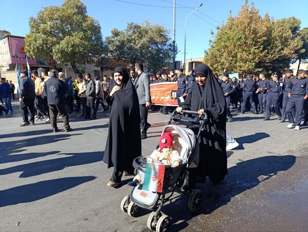 راهپیمایی ۱۳ آبان و روز دانش آموز در نیشابور 