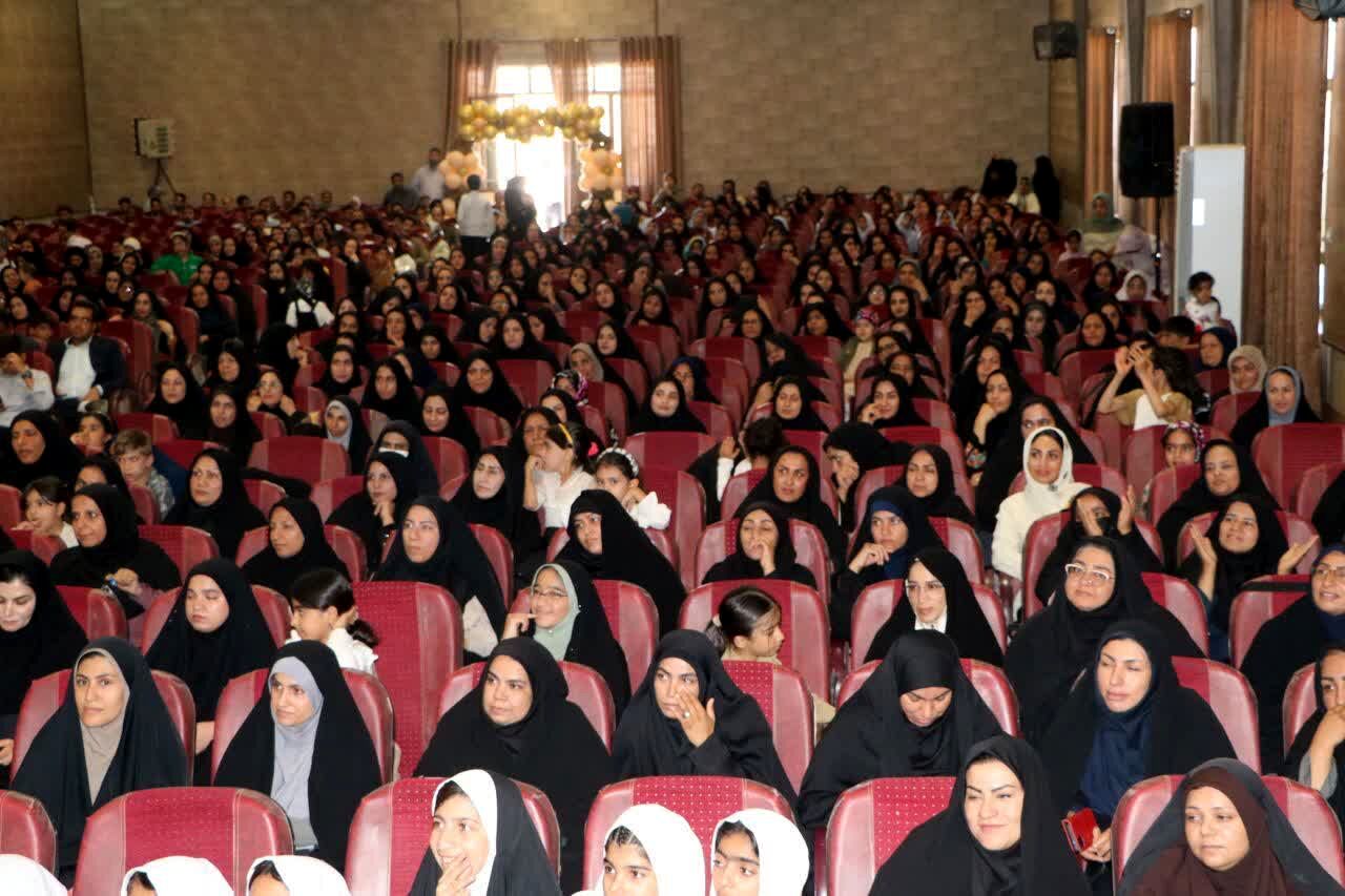 جشن بزرگداشت مقام معلم در فهرج 