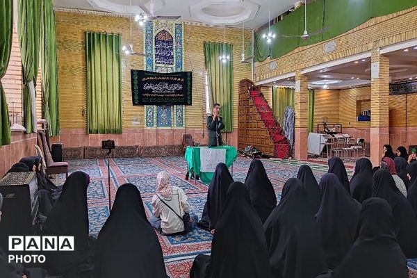 کارگاه آموزش اسلحه شناسی ویژه خواهران در شهر بار