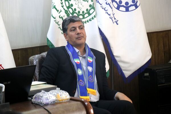 دیدار دانش‌آموزان پسر پیشتاز با مدیر سازمان دانش‌آموزی خراسان رضوی