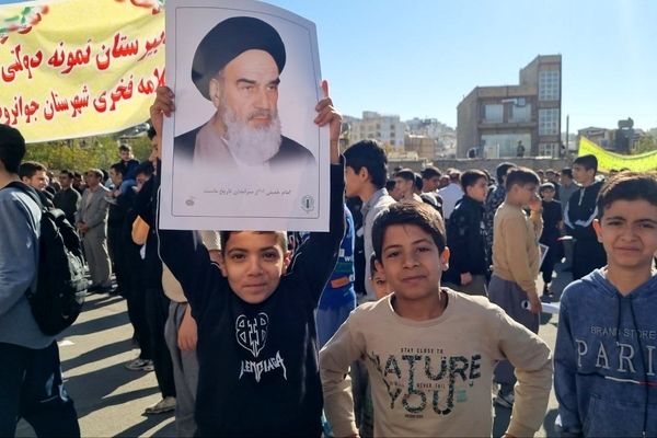 فریاد استکبار ستیزی در منطقه اورامانات