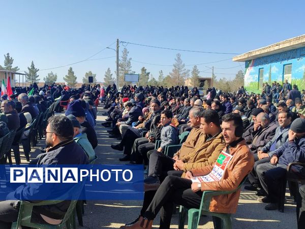حضور پرشور مردم انقلابی شهر حسن آباد جرقویه علیا در راهپیمایی یوم الله ۲۲ بهمن