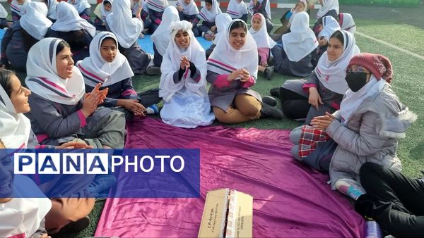 مدرسه‌ای به رنگ انتظار؛ جشن مهدوی در قاب لبخند دانش‌آموزان