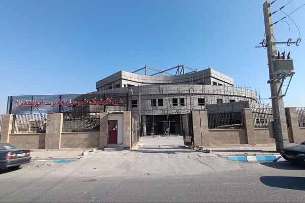 سفر یک‌روزه استاندار تهران به شهرستان بهارستان