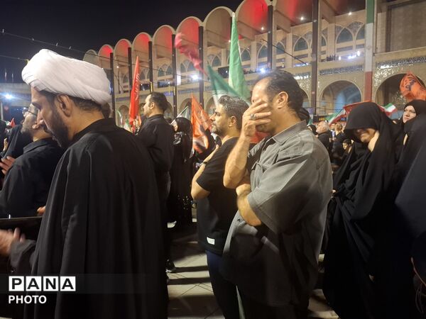 وداع با آقای شهید ایران