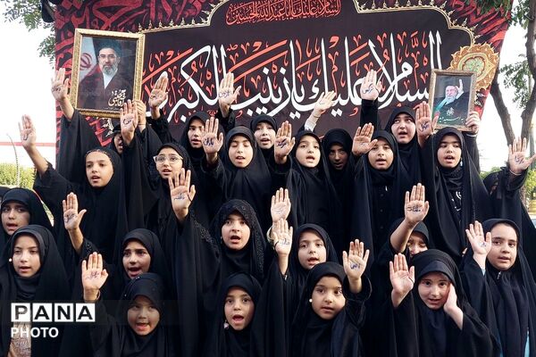 قاب های دانش آموزی ماندگار از فراق رهبر شهید