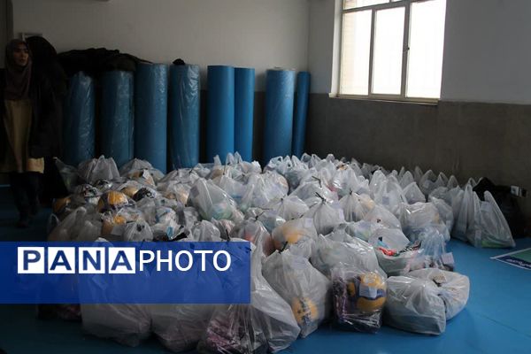 اهدای وسایل ورزشی به مدارس ناحیه یک شهرری